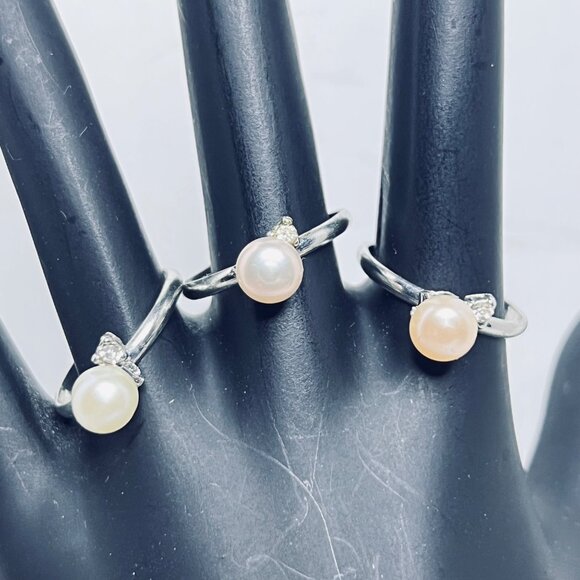 Lot Of 3 Silver Tone Adjustable Rings W/ Faux Pearls & Rhinestone Accents (R433) - Picture 2 of 5